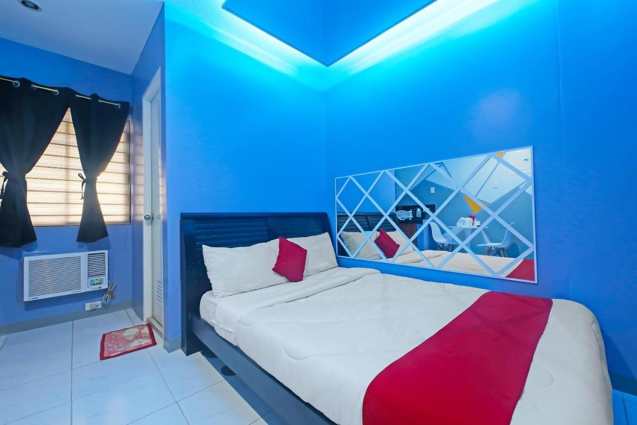 Oyo 896 Silverio Suites 마닐라 외부 사진